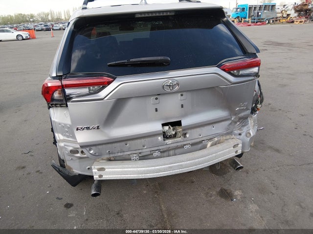 Toyota RAV4 LE 2019 JTMF1RFV4KD034386 Image 19