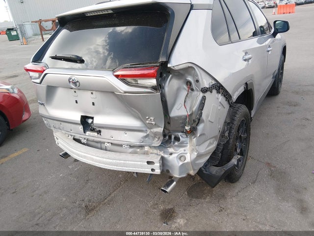 Toyota RAV4 LE 2019 JTMF1RFV4KD034386 Image 20