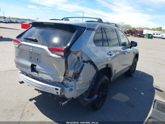 Toyota RAV4 LE 2019 JTMF1RFV4KD034386 Image 4