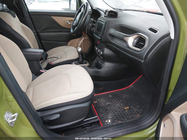 Продаж на аукціоні авто 2016 Jeep Renegade 75th Anniversary, vin: ZACCJABW0GPE08035, номер лоту: 44739139