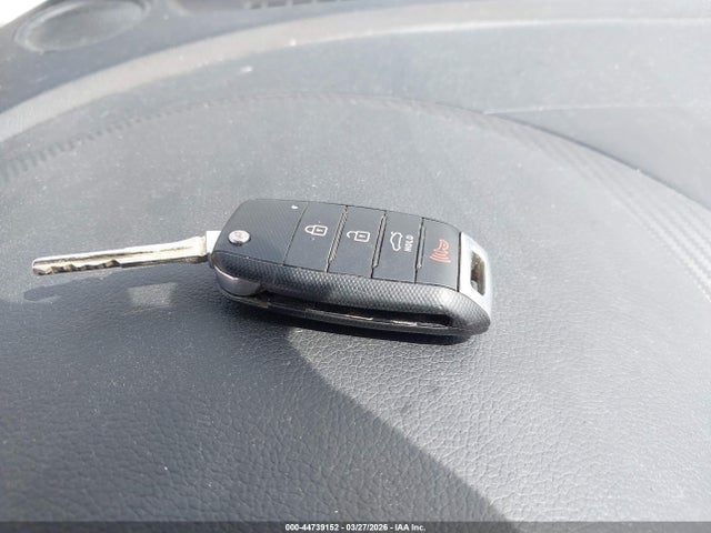 44739152 :رقم المزاد ، KNAFX4A87E5233088 vin ، 2014 Kia Forte Ex مزاد بيع