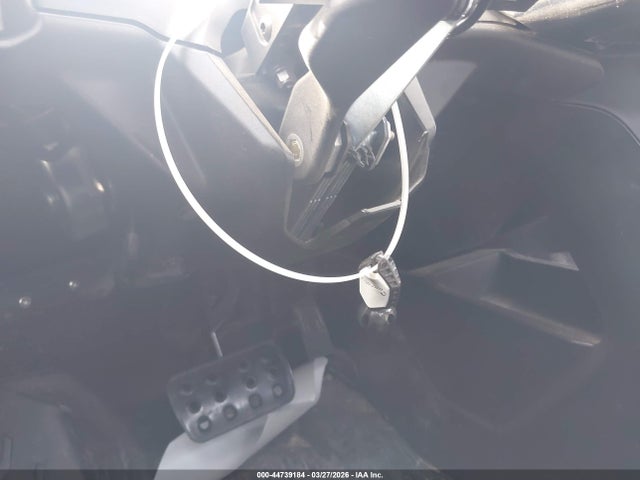 Can-Am Maverick R X 2025 3JB8JAT2XSE000037 Image 11