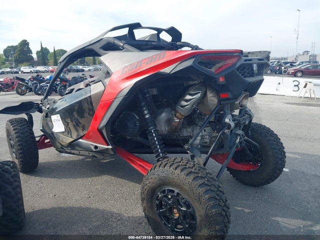 Can-Am Maverick R X 2025 3JB8JAT2XSE000037 Image 14