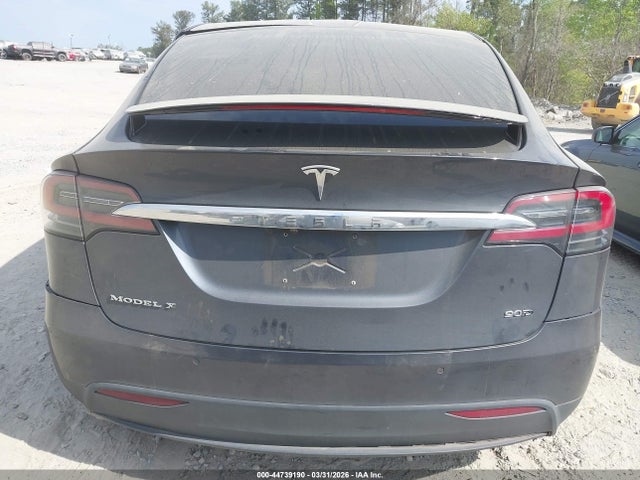 Продаж на аукціоні авто 2016 Tesla Model X 60d/70d/75d/90d/p100d, vin: 5YJXCBE29GF015328, номер лоту: 44739190