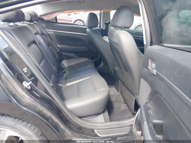 44739192 :رقم المزاد ، 5NPD84LF4HH087255 vin ، 2017 Hyundai Elantra Limited مزاد بيع