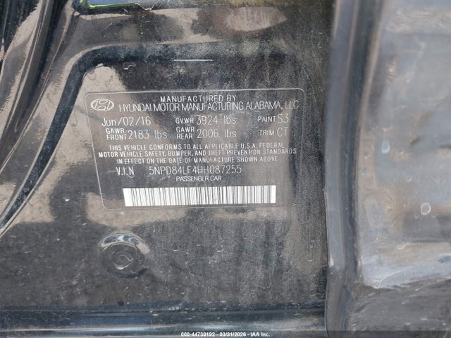 44739192 :رقم المزاد ، 5NPD84LF4HH087255 vin ، 2017 Hyundai Elantra Limited مزاد بيع
