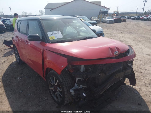 2020 Kia Soul Gt-line მანქანა იყიდება აუქციონზე, vin: KNDJ63AU8L7015444, აუქციონის ნომერი: 44739193