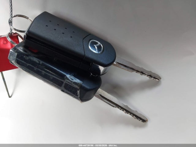 44739198 :رقم المزاد ، JM1CW2BL5D0158158 vin ، 2013 Mazda Mazda5 Sport مزاد بيع
