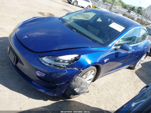 Aukcja sprzedaży 2018 Tesla Model 3 Long Range/performance, vin: 5YJ3E1EB8JF186131, numer aukcji: 44739208