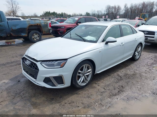 Aukcja sprzedaży 2024 Audi A4 Premium 45 Tfsi S Line Quattro S Tronic, vin: WAUDAAF41RN017661, numer aukcji: 44739218