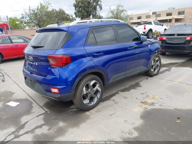 Hyundai Venue Limited 2022 KMHRC8A36NU151510 Image 4