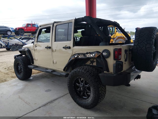 44739241 :رقم المزاد ، 1J4BA5H13BL632308 vin ، 2011 Jeep Wrangler Unlimited Sahara مزاد بيع
