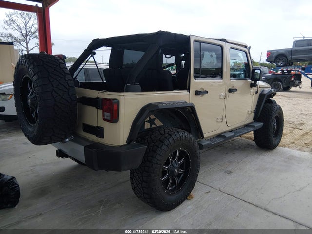 44739241 :رقم المزاد ، 1J4BA5H13BL632308 vin ، 2011 Jeep Wrangler Unlimited Sahara مزاد بيع