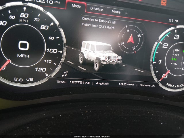 44739241 :رقم المزاد ، 1J4BA5H13BL632308 vin ، 2011 Jeep Wrangler Unlimited Sahara مزاد بيع