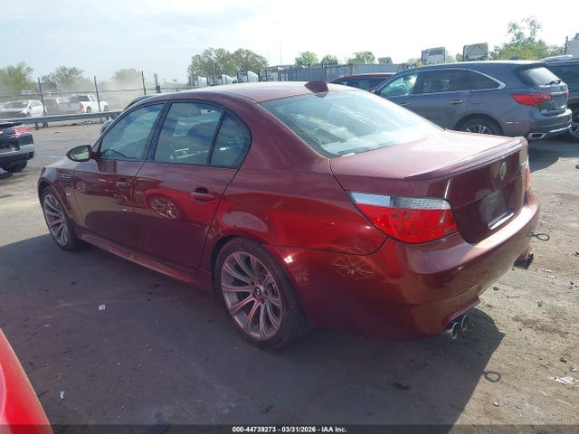 44739273 :رقم المزاد ، WBSNB93586CX06158 vin ، 2006 Bmw M5 مزاد بيع