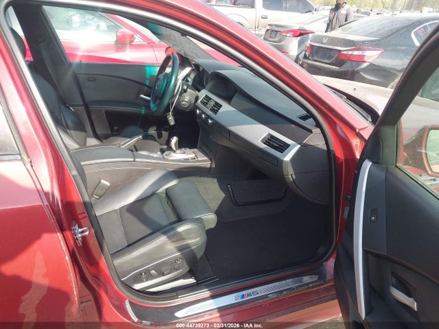 2006 BMW M5 WBSNB93586CX06158 Photo 4