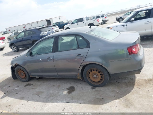 2008 Volkswagen Jetta S მანქანა იყიდება აუქციონზე, vin: 3VWJM71K48M055610, აუქციონის ნომერი: 44739277