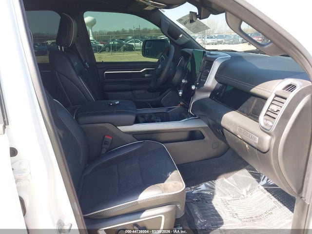 Продажа на аукционе авто 2025 Ram 1500 Laramie  4x4 5'7 Box, vin: 1C6SRFJPXSN772967, номер лота: 44739304
