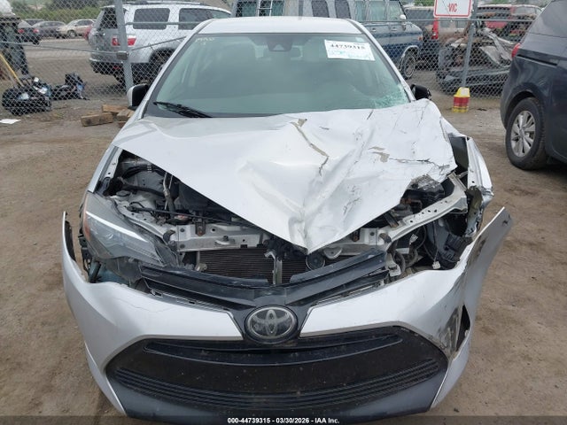 Toyota COROLLA LE 2018 5YFBURHEXJP758971 Image 13