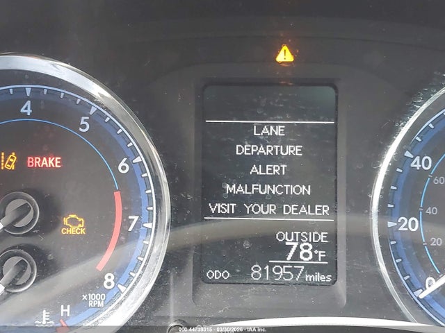 Toyota COROLLA LE 2018 5YFBURHEXJP758971 Image 16