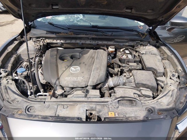 2018 MAZDA MAZDA6 JM1GL1VM5J1325827 Photo 9