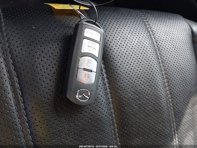 2018 MAZDA MAZDA6 JM1GL1VM5J1325827 Photo 10