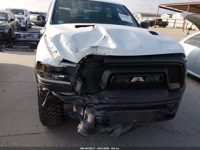 44739317 :رقم المزاد ، 1C6RR7YT4JS116741 vin ، 2018 Ram 1500 Rebel  4x4 5'7 Box مزاد بيع