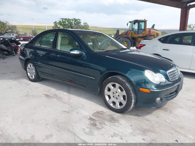 Auction sale of the 2005 Mercedes-benz C 240 Luxury 4matic, vin: WDBRF81J55F644009, lot number: 44739352