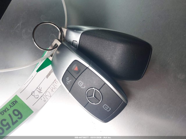 44739377 :رقم المزاد ، W1N0G8DB6MV323220 vin ، 2021 Mercedes-benz Glc 300 Suv مزاد بيع