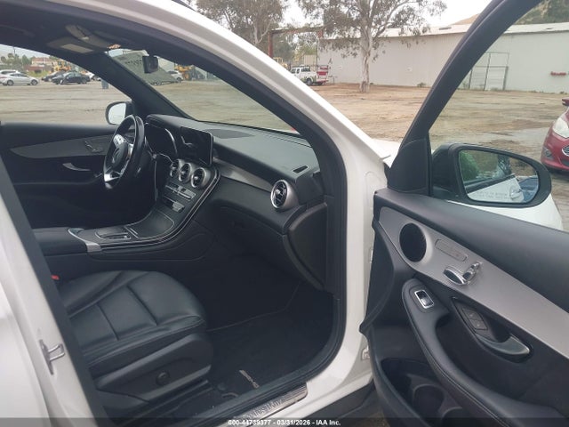 44739377 :رقم المزاد ، W1N0G8DB6MV323220 vin ، 2021 Mercedes-benz Glc 300 Suv مزاد بيع