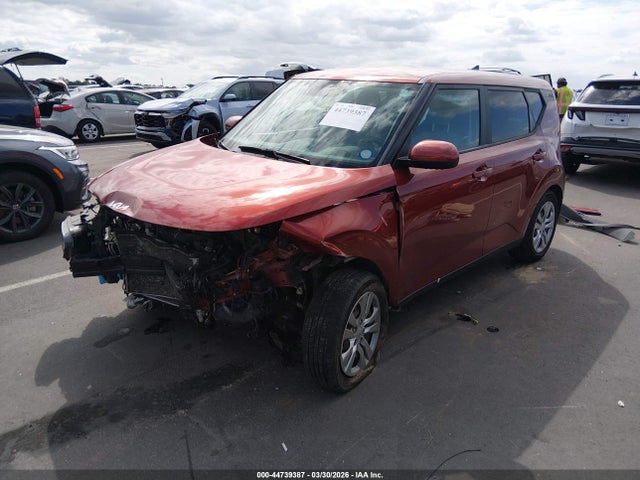 2022 Kia Soul Lx მანქანა იყიდება აუქციონზე, vin: KNDJ23AU4N7801319, აუქციონის ნომერი: 44739387