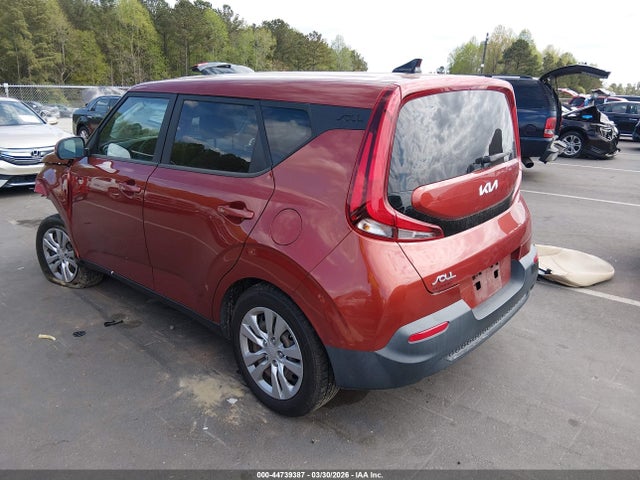 2022 Kia Soul Lx მანქანა იყიდება აუქციონზე, vin: KNDJ23AU4N7801319, აუქციონის ნომერი: 44739387