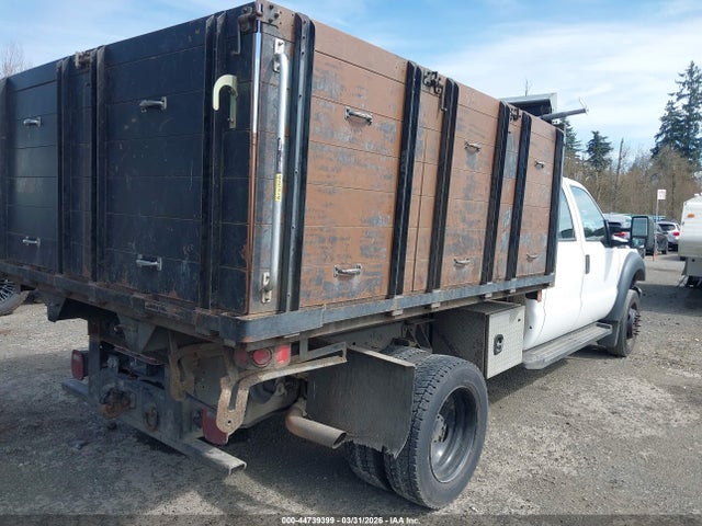44739399 :رقم المزاد ، 1FD0W4GY9FEC28541 vin ، 2015 Ford F-450 Chassis Xl مزاد بيع