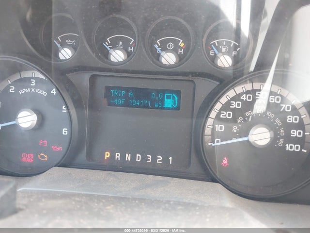 44739399 :رقم المزاد ، 1FD0W4GY9FEC28541 vin ، 2015 Ford F-450 Chassis Xl مزاد بيع