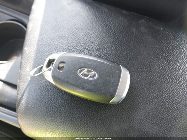 Продажа на аукционе авто 2021 Hyundai Elantra Sel, vin: 5NPLM4AG3MH006842, номер лота: 44739404