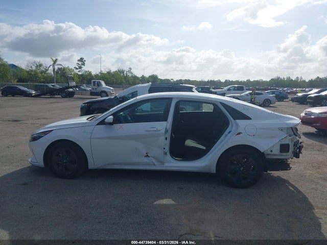 Продажа на аукционе авто 2021 Hyundai Elantra Sel, vin: 5NPLM4AG3MH006842, номер лота: 44739404