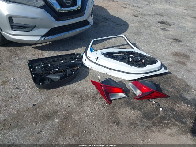 Продажа на аукционе авто 2021 Hyundai Elantra Sel, vin: 5NPLM4AG3MH006842, номер лота: 44739404