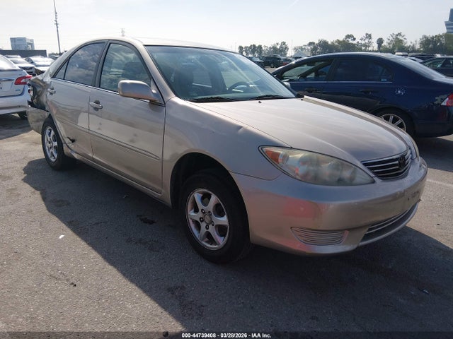 Aukcja sprzedaży 2005 Toyota Camry Le, vin: 4T1BE32K85U081206, numer aukcji: 44739408