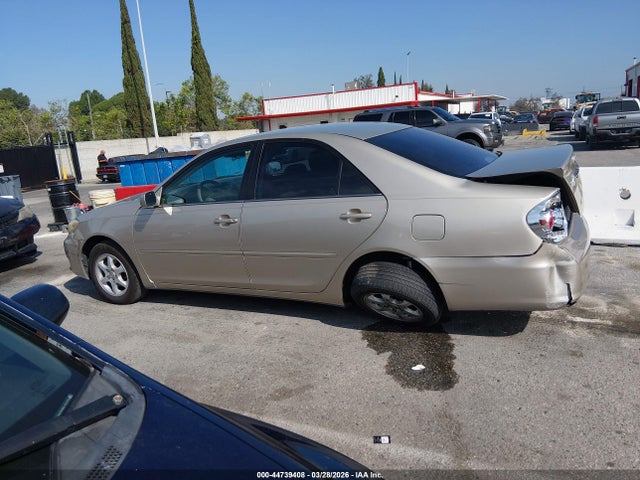 Aukcja sprzedaży 2005 Toyota Camry Le, vin: 4T1BE32K85U081206, numer aukcji: 44739408