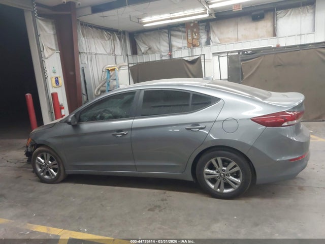 KMHD84LF2JU554616 Hyundai ELANTRA SEL