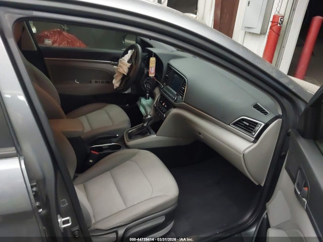 KMHD84LF2JU554616 Hyundai ELANTRA SEL