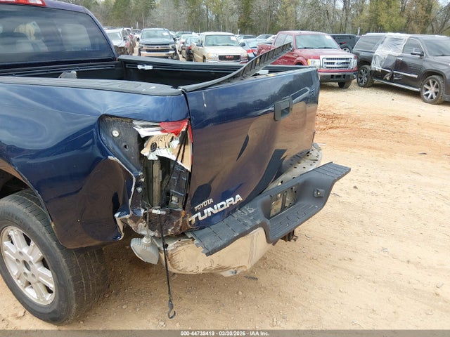 44739419 :رقم المزاد ، 5TFRM5F15BX031165 vin ، 2011 Toyota Tundra Grade 4.6l V8 مزاد بيع
