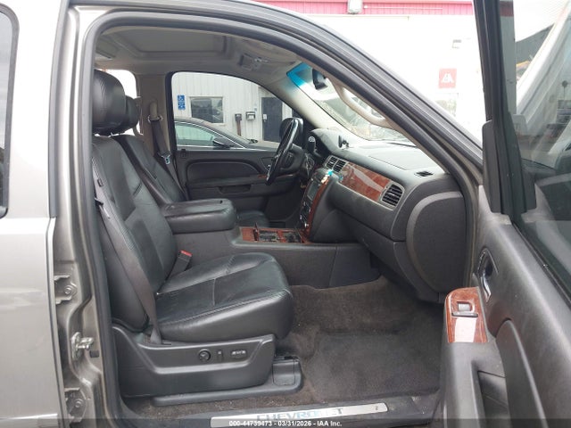 2012 Chevrolet Tahoe Ltz მანქანა იყიდება აუქციონზე, vin: 1GNSKCE0XCR291367, აუქციონის ნომერი: 44739473