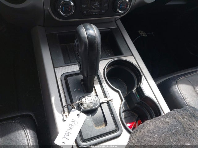 1FMJU1HTXHEA83587 Ford Expedition Xlt