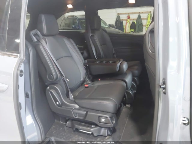 2026 Honda Odyssey Sport-l მანქანა იყიდება აუქციონზე, vin: 5FNRL6H73TB019344, აუქციონის ნომერი: 44739522