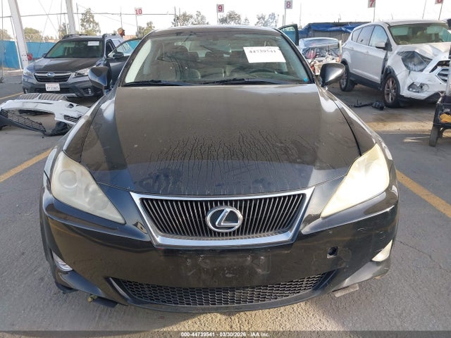 44739541 :رقم المزاد ، JTHBK262272052203 vin ، 2007 Lexus Is 250 مزاد بيع