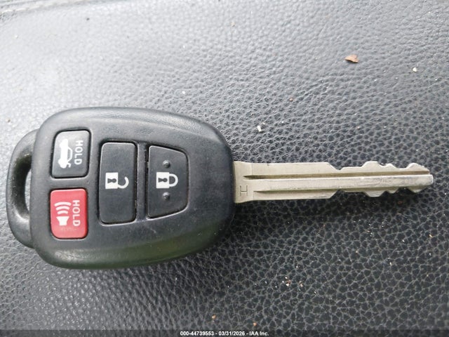 5YFBURHE3FP359200 Toyota Corolla S Plus