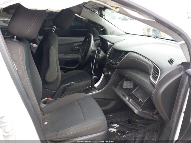 KL7CJKSB7LB059136 Chevrolet Trax Fwd Ls