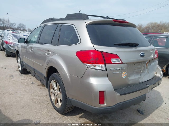 Aukcja sprzedaży 2014 Subaru Outback 2.5i Premium, vin: 4S4BRBCC3E3245117, numer aukcji: 44739575
