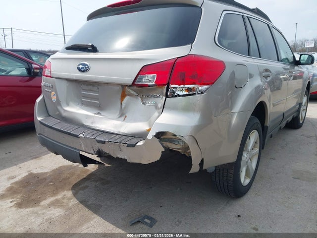 Aukcja sprzedaży 2014 Subaru Outback 2.5i Premium, vin: 4S4BRBCC3E3245117, numer aukcji: 44739575